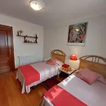 Vakantiehuis Acogedora Casa De Campo-piso Y Atico Con Finca-