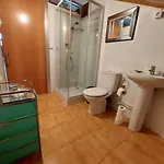 Vakantiehuis Acogedora Casa De Campo-piso Y Atico Con Finca-